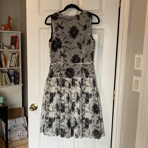 Halogen dress - Picture 3 of 3